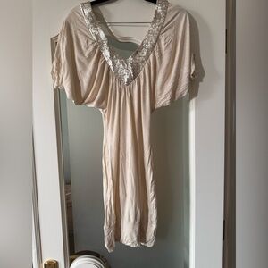 Urban Behavior Cream Top